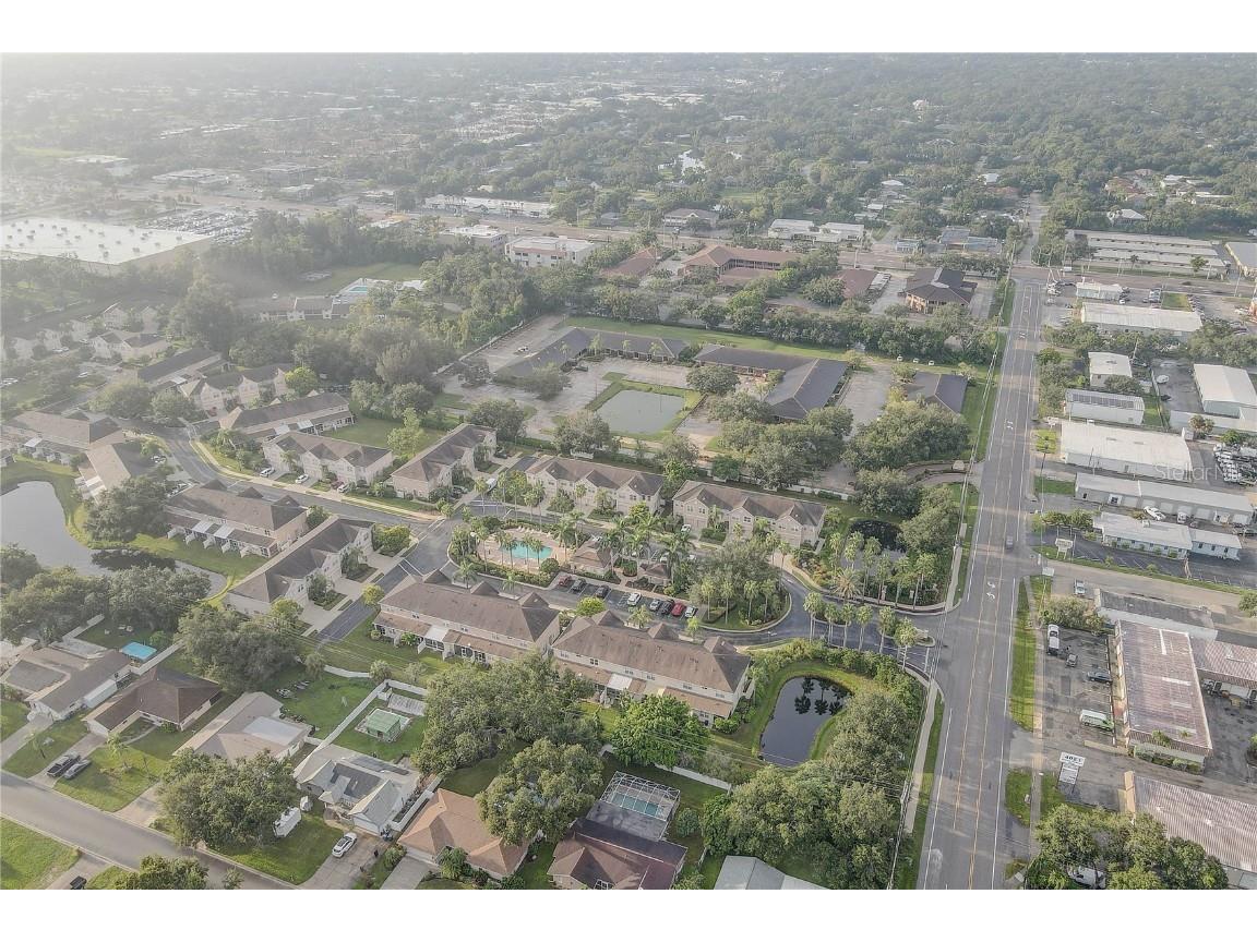 3941 Yellowstone Circle Sarasota FL 34233 TB8426047 image44