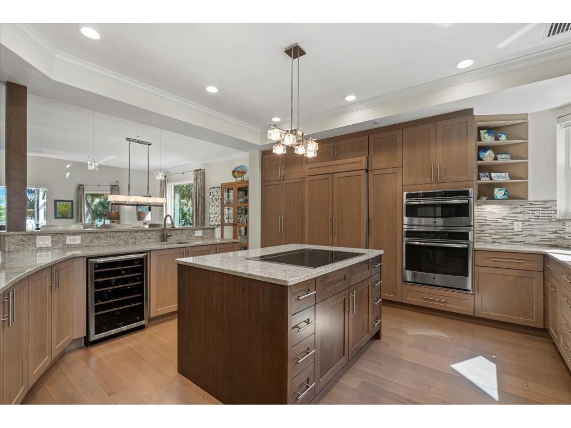 3942 Hamilton Club Circle #13 Sarasota FL 34242 A4666766 image18