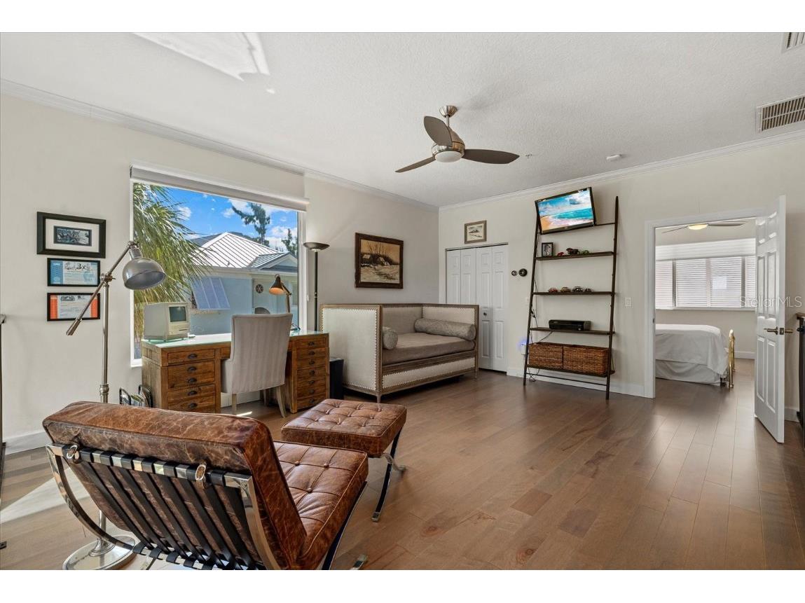 3942 Hamilton Club Circle #13 Sarasota FL 34242 A4666766 image40