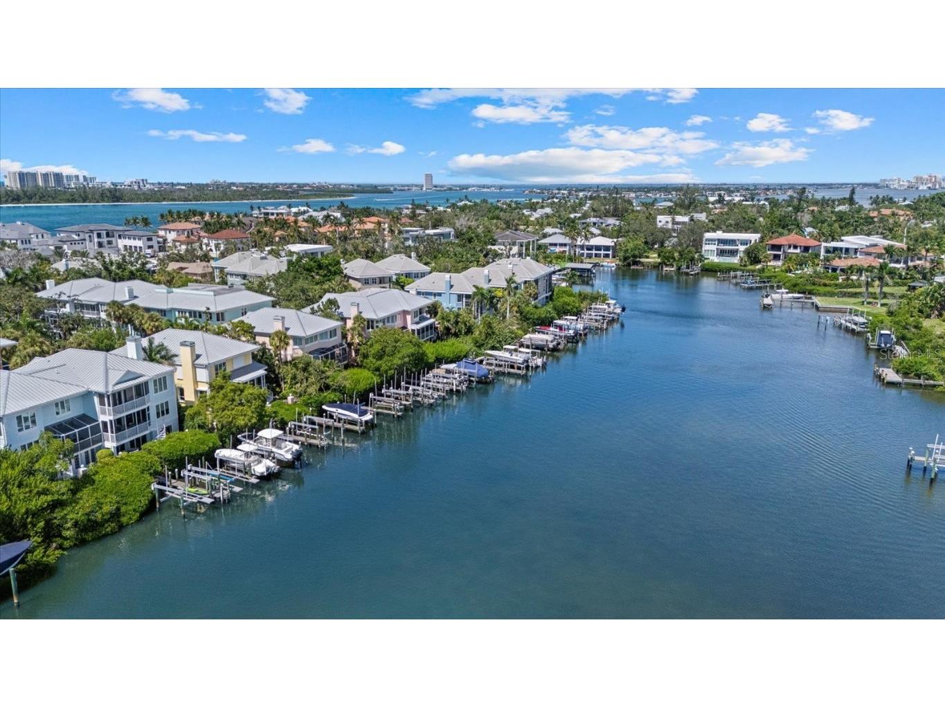 3942 Hamilton Club Circle #13 Sarasota FL 34242 A4666766 image49