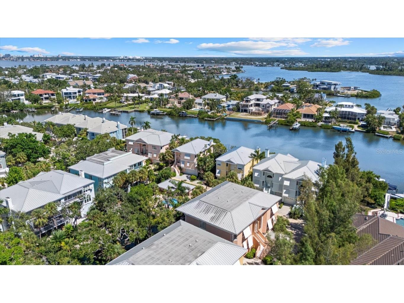 3942 Hamilton Club Circle #13 Sarasota FL 34242 A4666766 image52