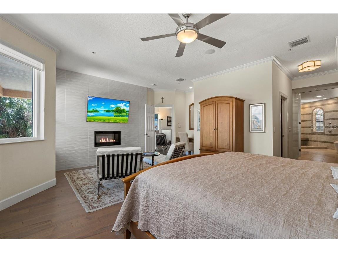 3942 Hamilton Club Circle #13 Sarasota FL 34242 A4666766 image7