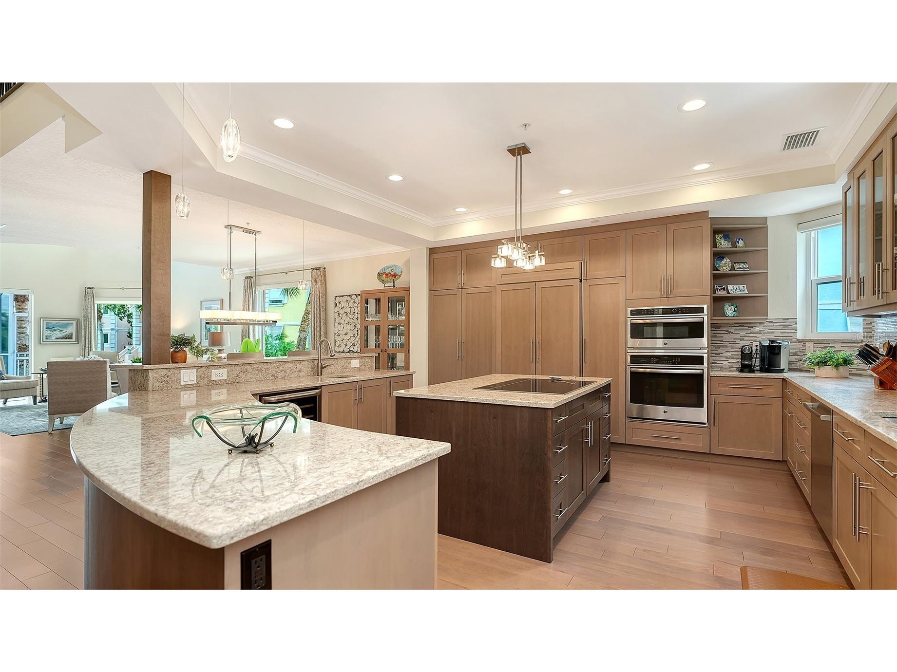 3942 Hamilton Club Circle #13 Sarasota FL 34242 A4696120 image25