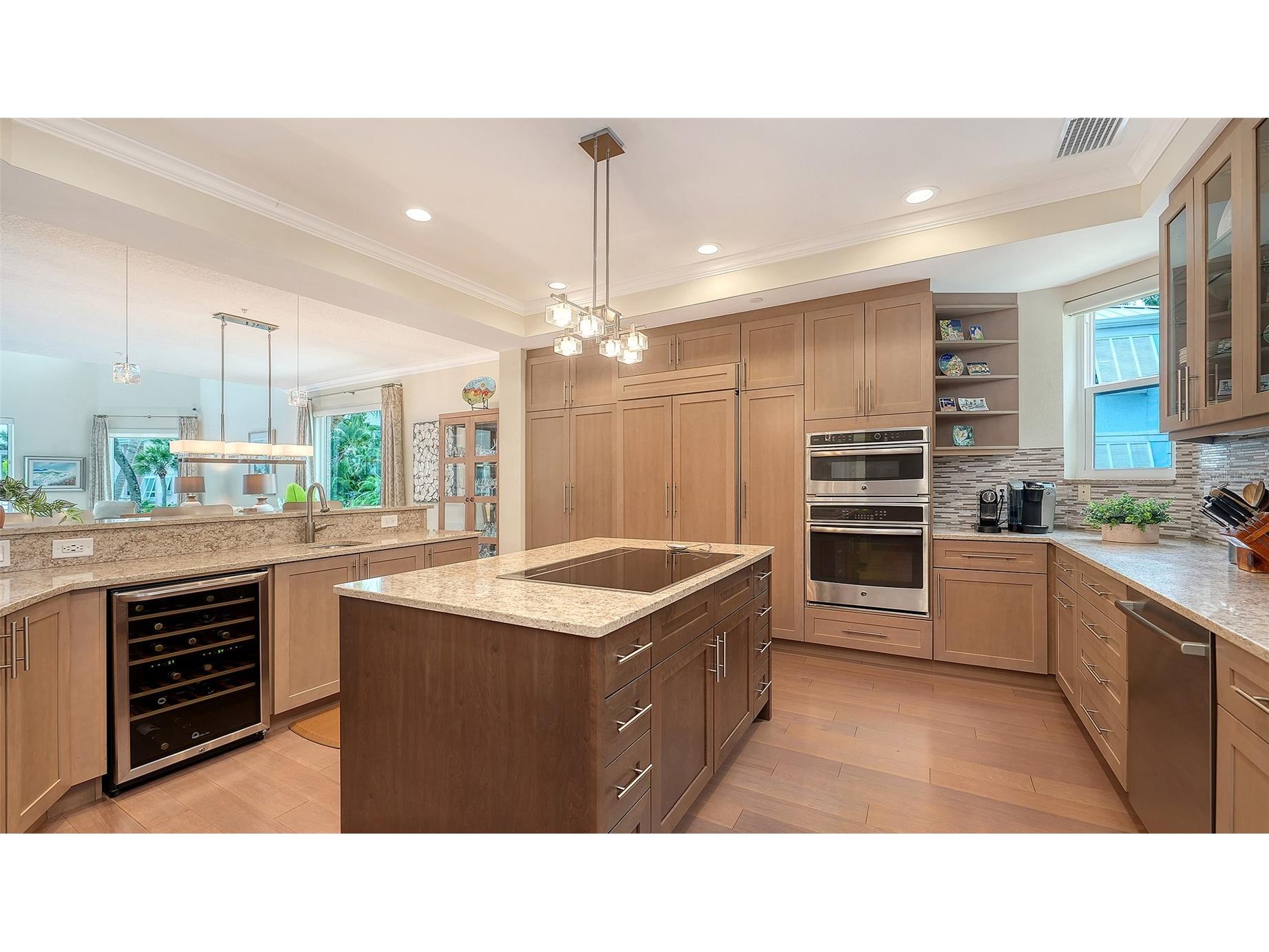 3942 Hamilton Club Circle #13 Sarasota FL 34242 A4696120 image26