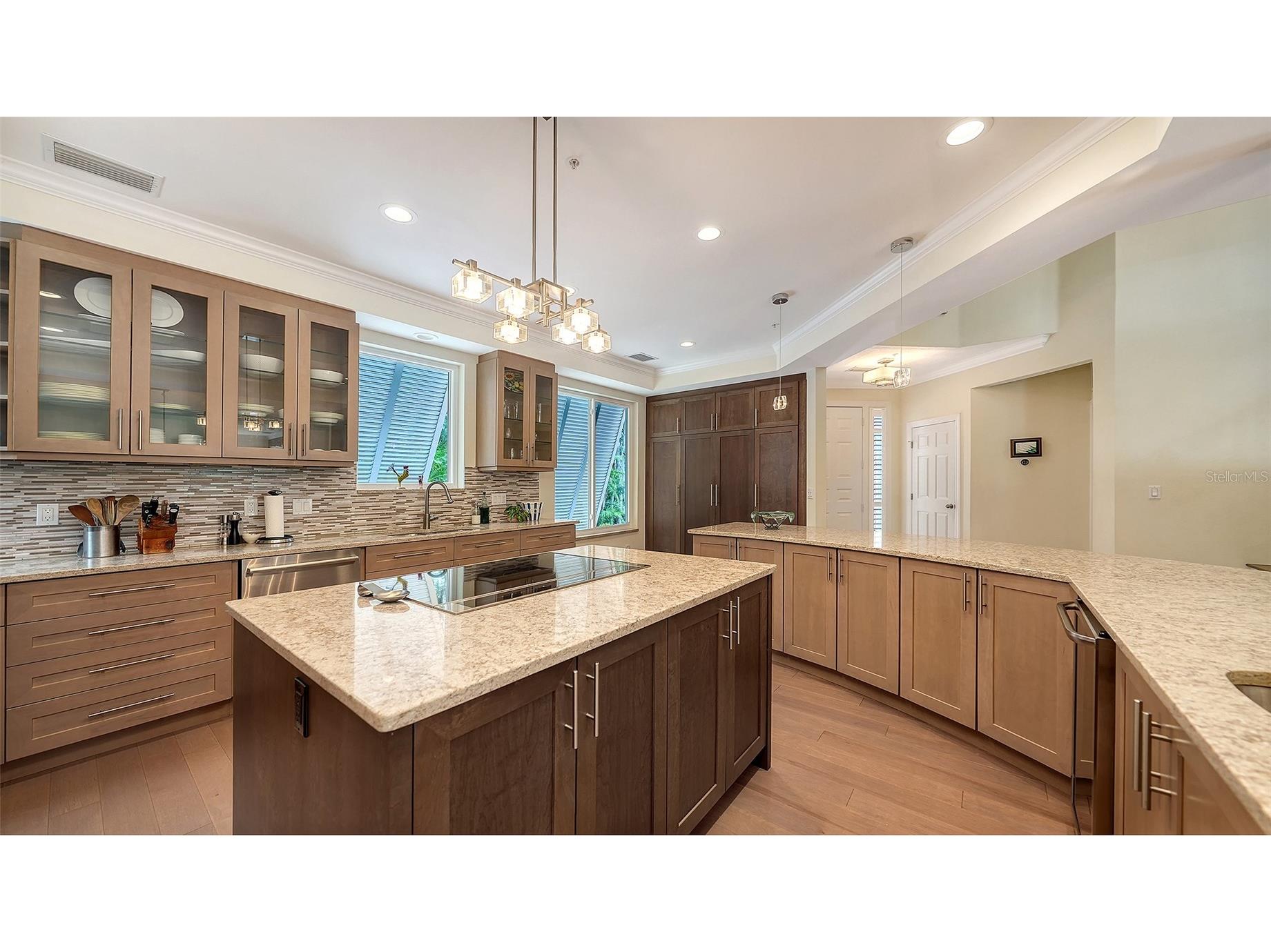 3942 Hamilton Club Circle #13 Sarasota FL 34242 A4696120 image30