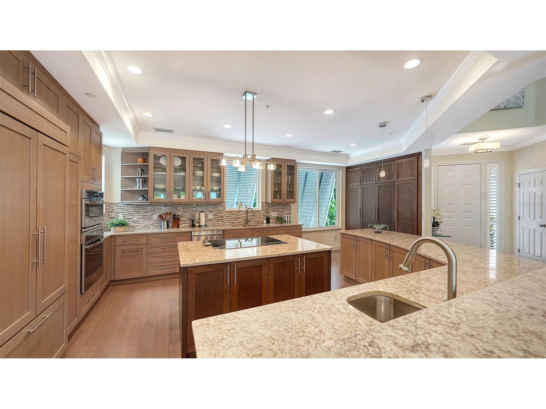 3942 Hamilton Club Circle #13 Sarasota FL 34242 A4696120 image31