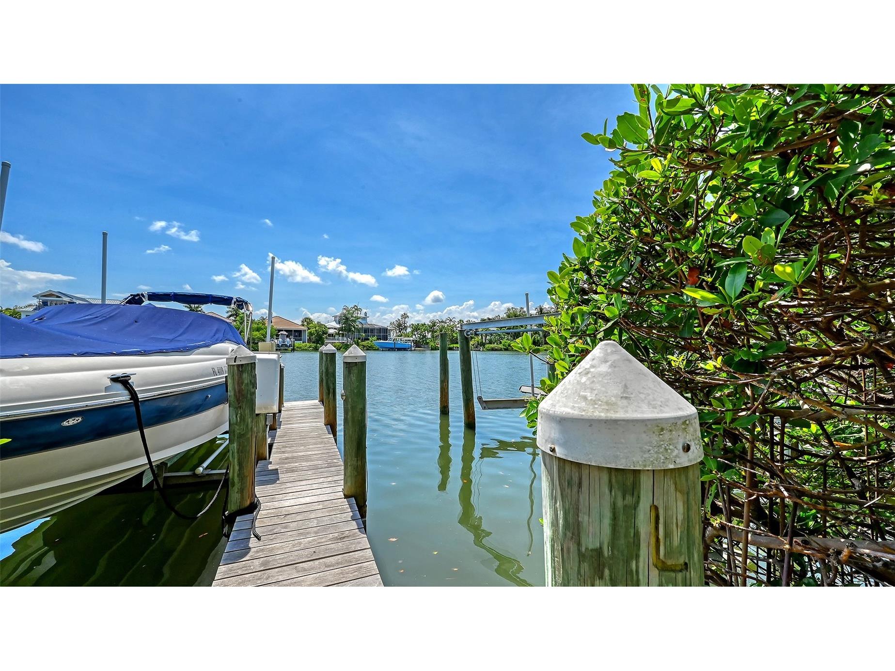 3942 Hamilton Club Circle #13 Sarasota FL 34242 A4696120 image68