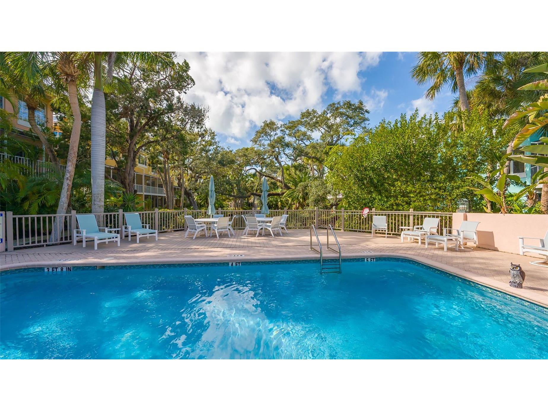 3942 Hamilton Club Circle #13 Sarasota FL 34242 A4696120 image76