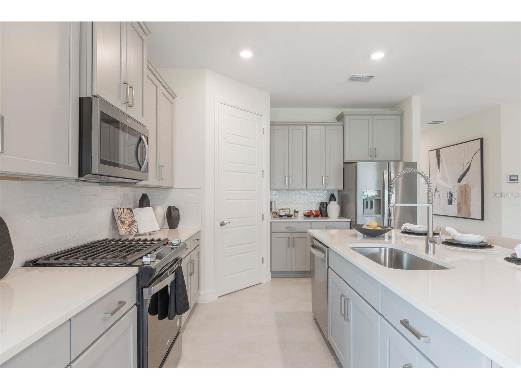 3942 Kennebunk Loop Mount Dora FL 32757 O6388176 image14