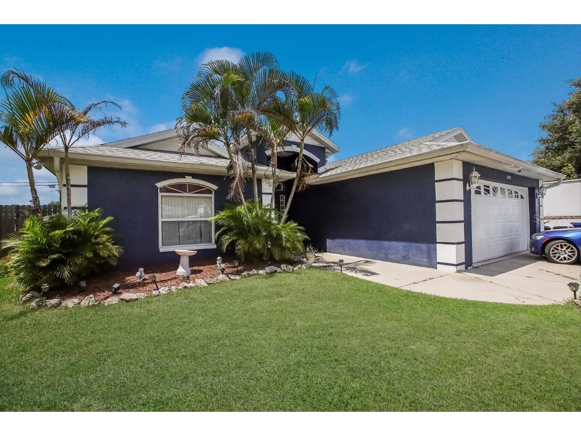 3942 Wake Avenue Sarasota FL 34241 A4571069 image1