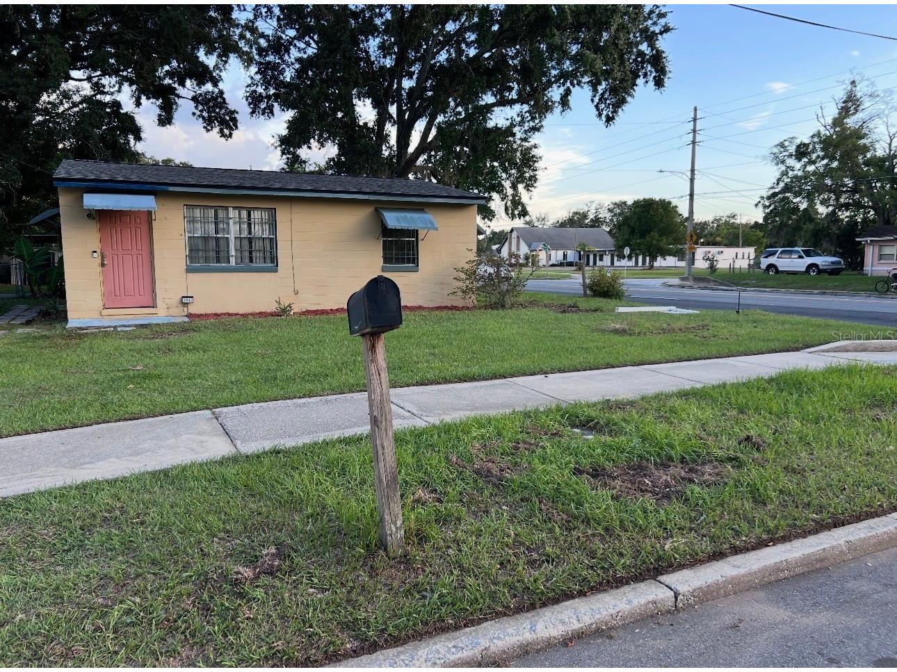 3942 Wells Street N Orlando FL 32805 O6415675 image1