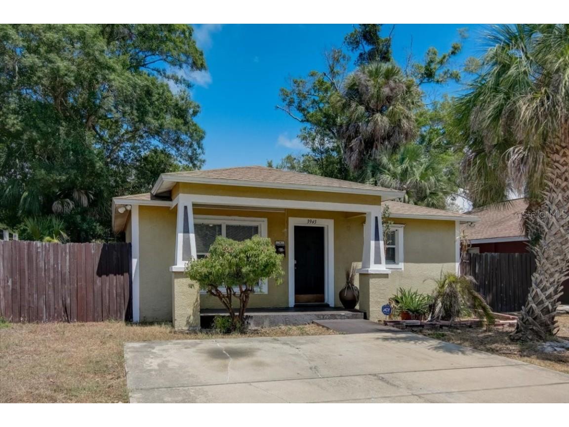 3943 14th Avenue S Saint Petersburg FL 33711 U8197410 image1