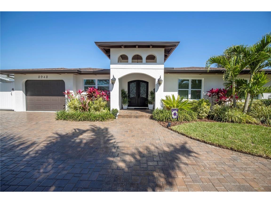 3943 14th Way NE Saint Petersburg FL 33703 - SMACKS BAYOU U8197809 image1