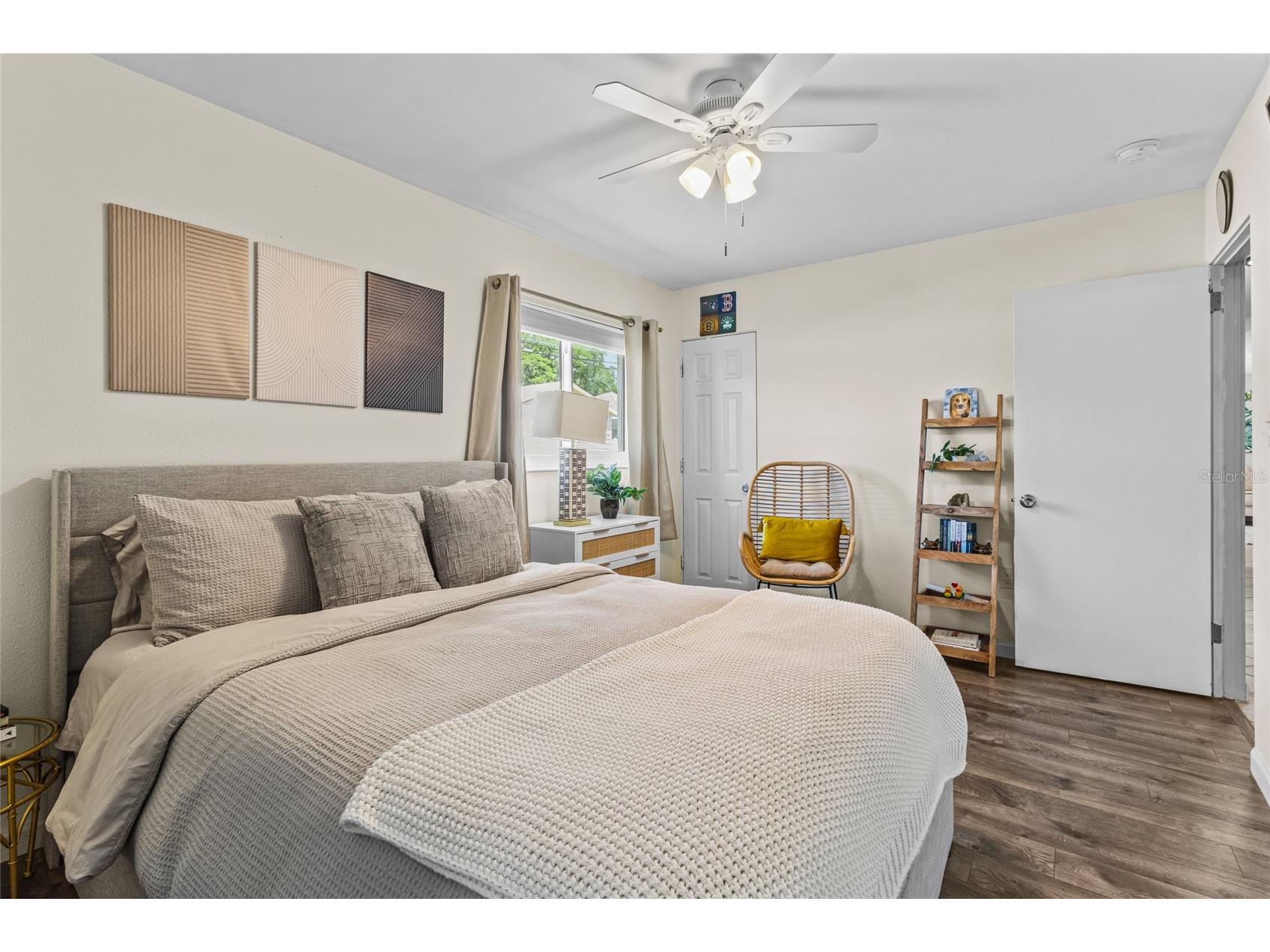 3943 Eton Place Sarasota FL 34241 A4697422 image13