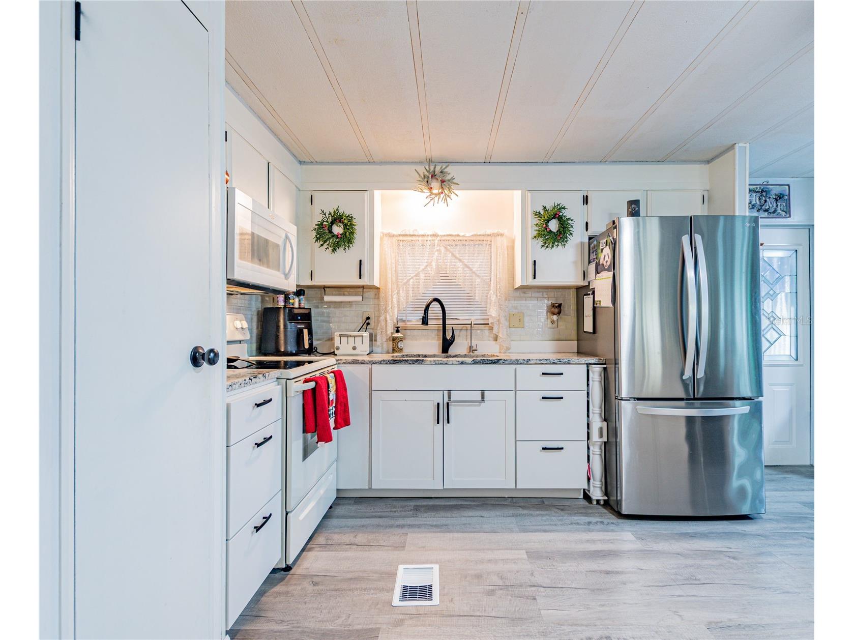 39437 Elgin Drive Zephyrhills FL 33542 TB8481589 image18