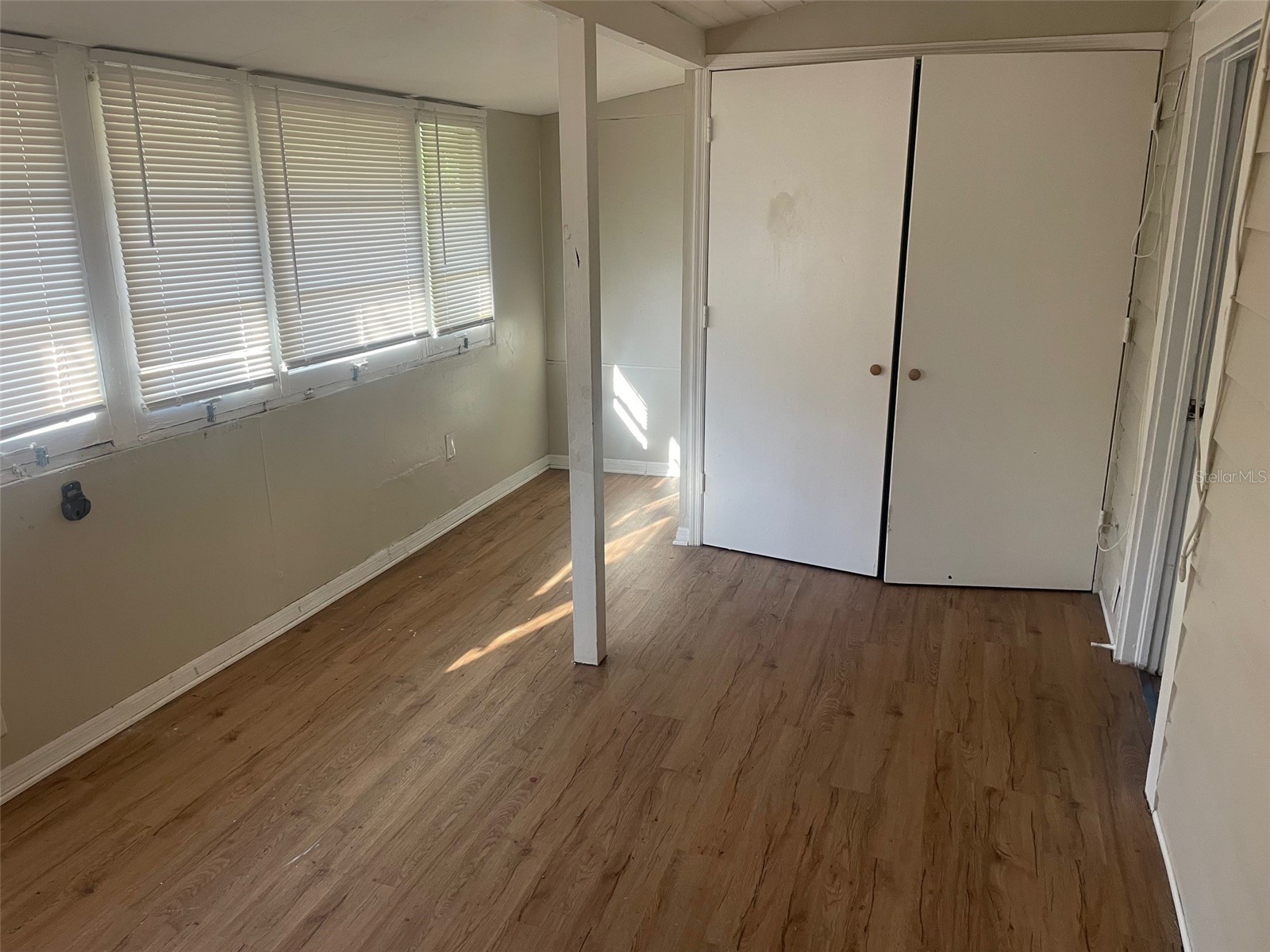 3944 14th Avenue S Saint Petersburg FL 33711 TB8525939 image10