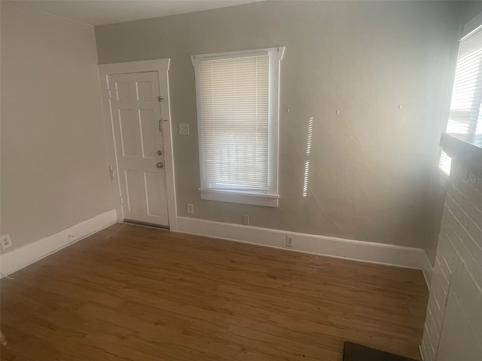 3944 14th Avenue S Saint Petersburg FL 33711 TB8525939 image4