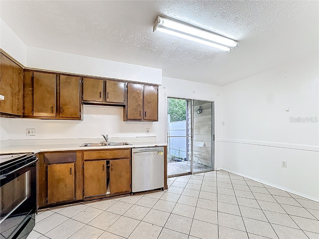 3944 Crayrich Circle #A-4 Orlando FL 32839 O6331282 image25