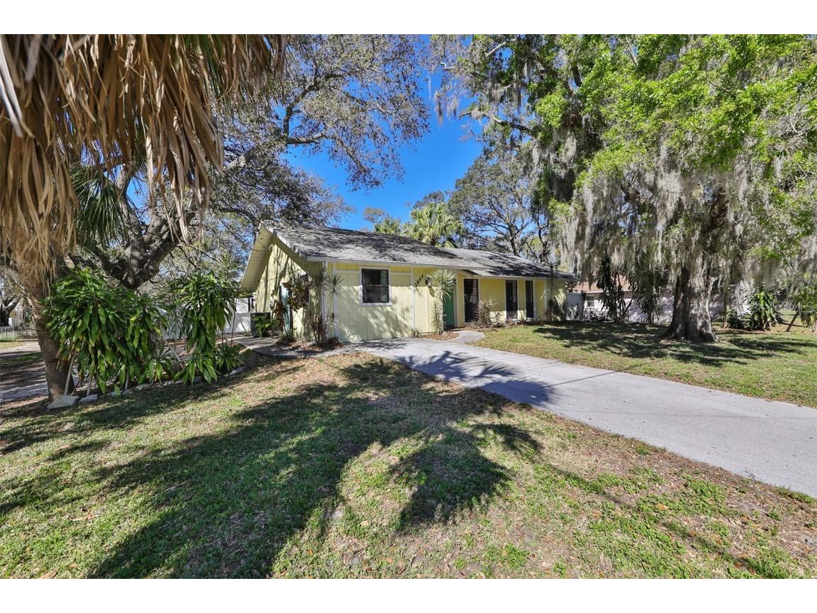 3944 Iola Drive Sarasota FL 34231 A4561809 image1