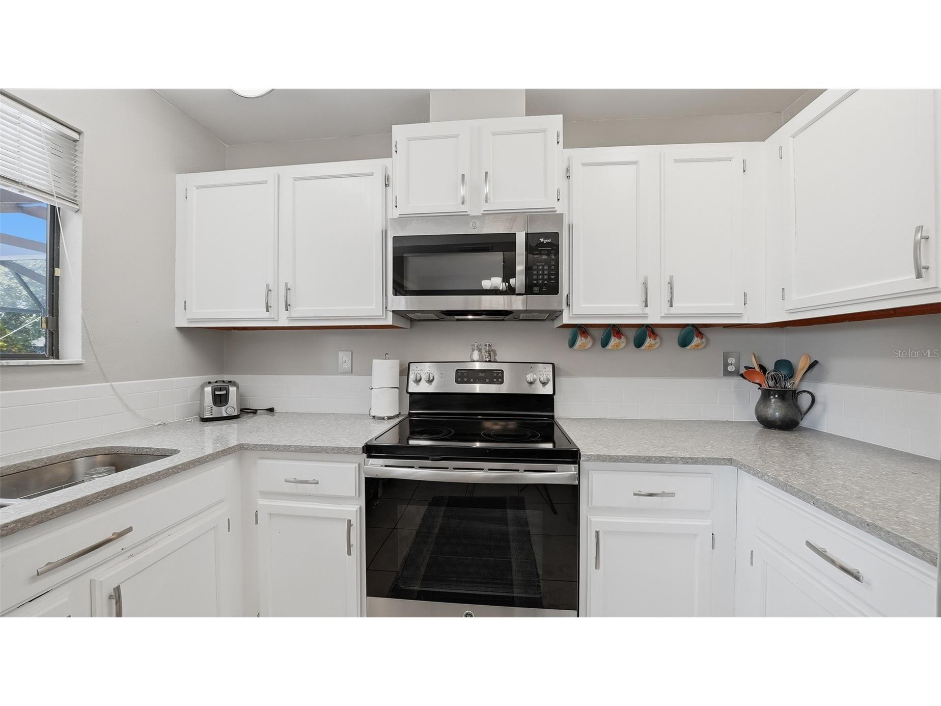 3944 Palau Drive Sarasota FL 34241 A4699934 image13