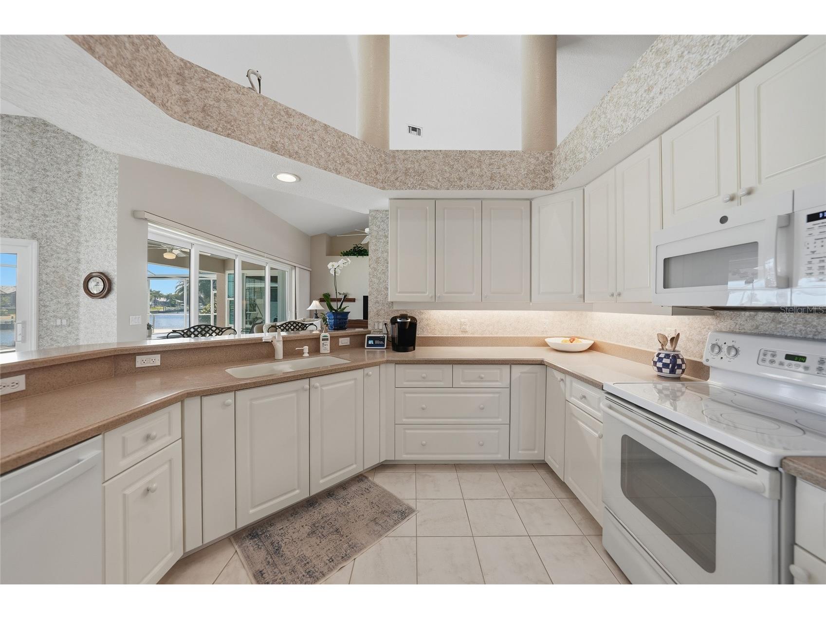 3944 San Pietro Court Punta Gorda FL 33950 - MALTESE CANAL SYSTEM C7521734 image14