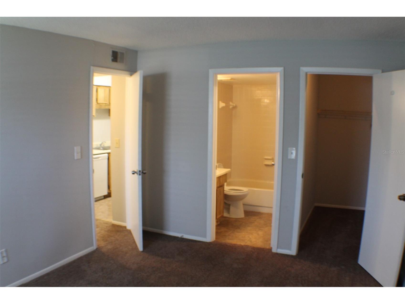 3944 Tumble Wood Trail #101 Tampa FL 33613 TB8514023 image14