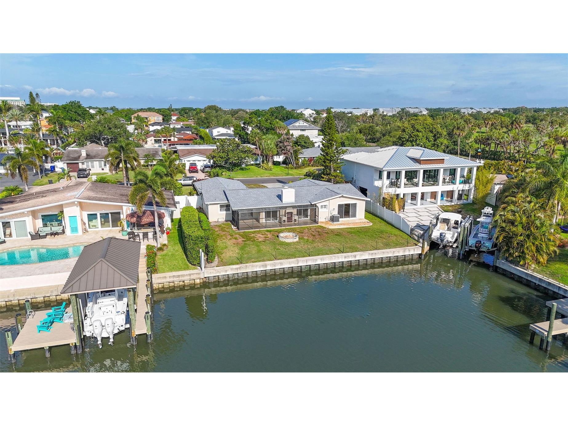 3945 Fontainebleau Drive Tampa FL 33634 TB8515141 image2