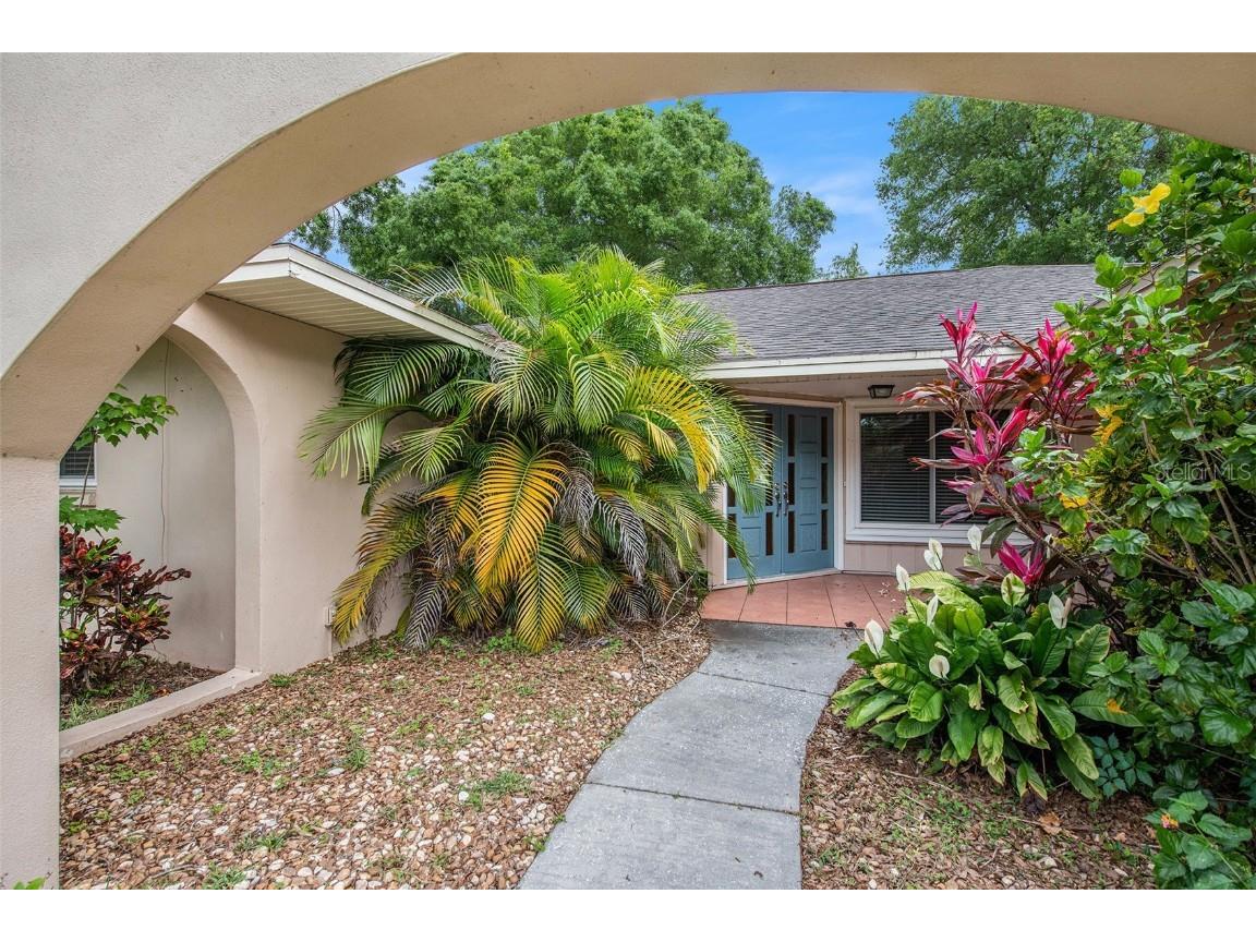 3945 Lake Joyce Drive, Land O Lakes, FL, 34639 MLS O6192651 Edina