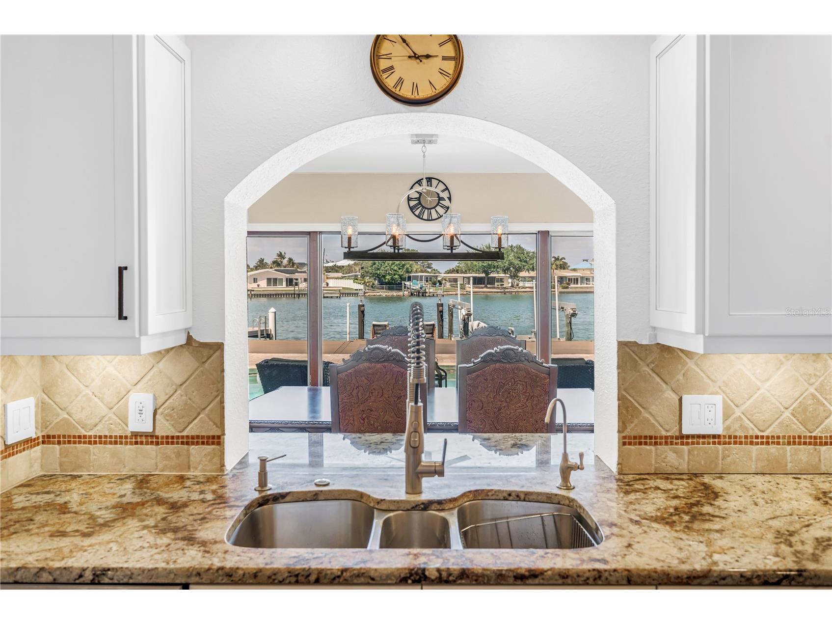 3945 Poinsettia Drive Saint Pete Beach FL 33706 TB8498461 image25