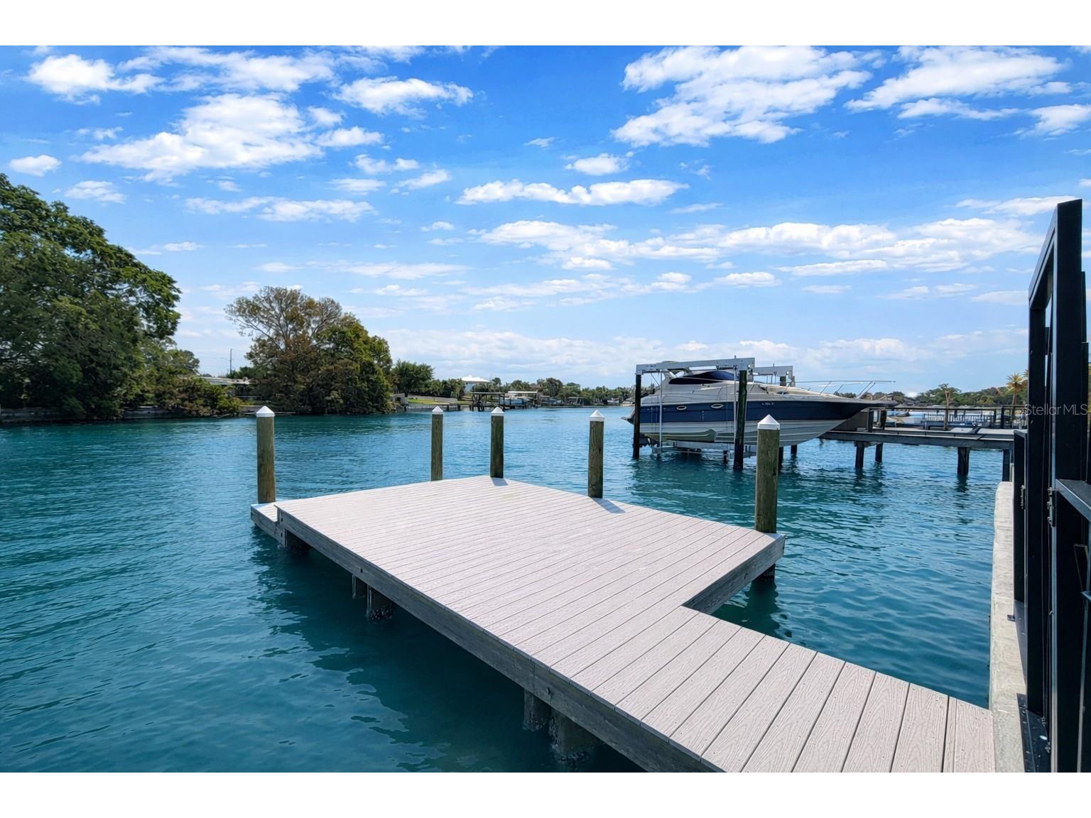 3945 Sunrise Drive S Saint Petersburg FL 33705 - BAYOU BONITA TB8490139 image11