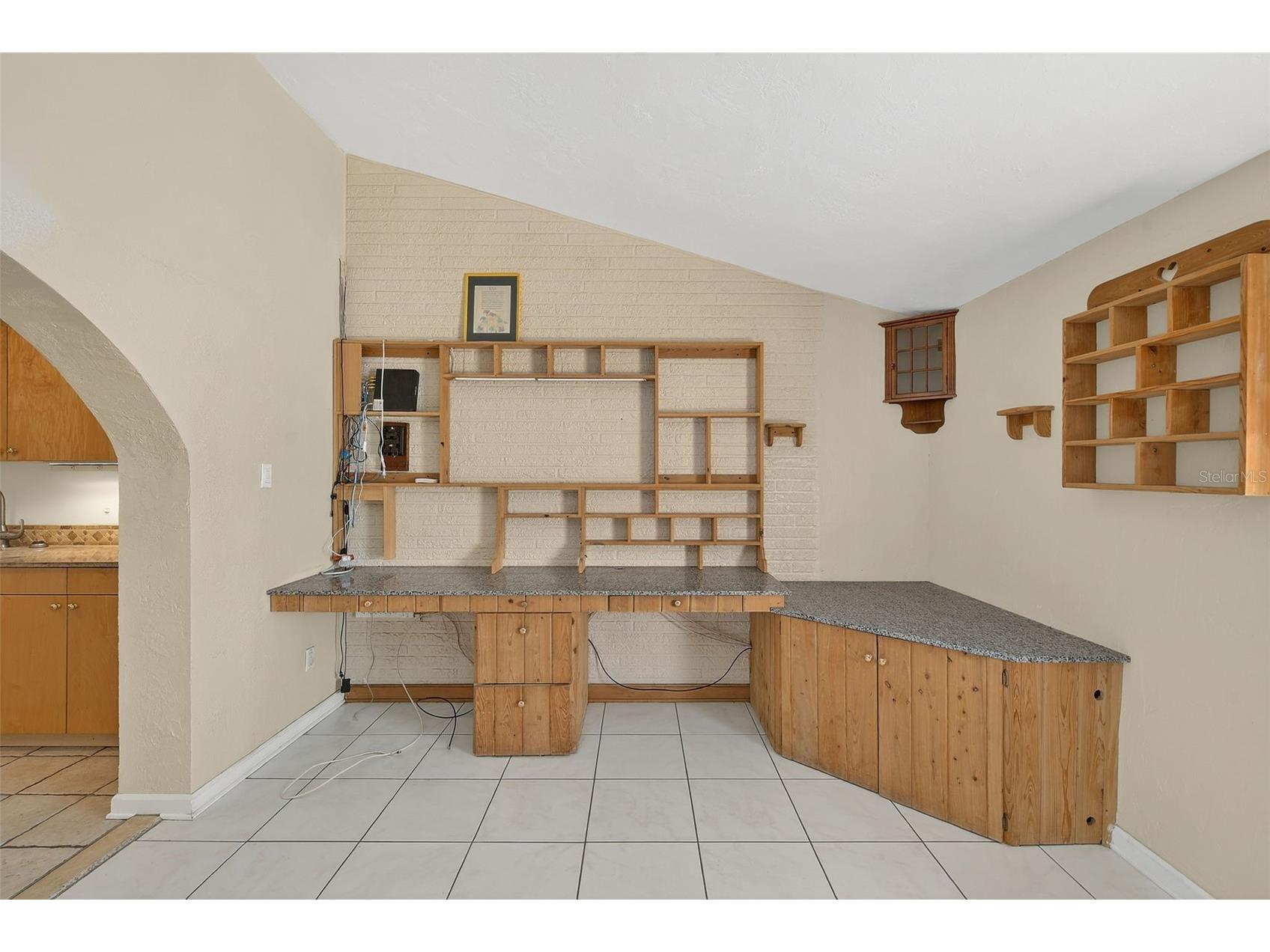 3946 Omega Circle Sarasota FL 34235 TB8475117 image16