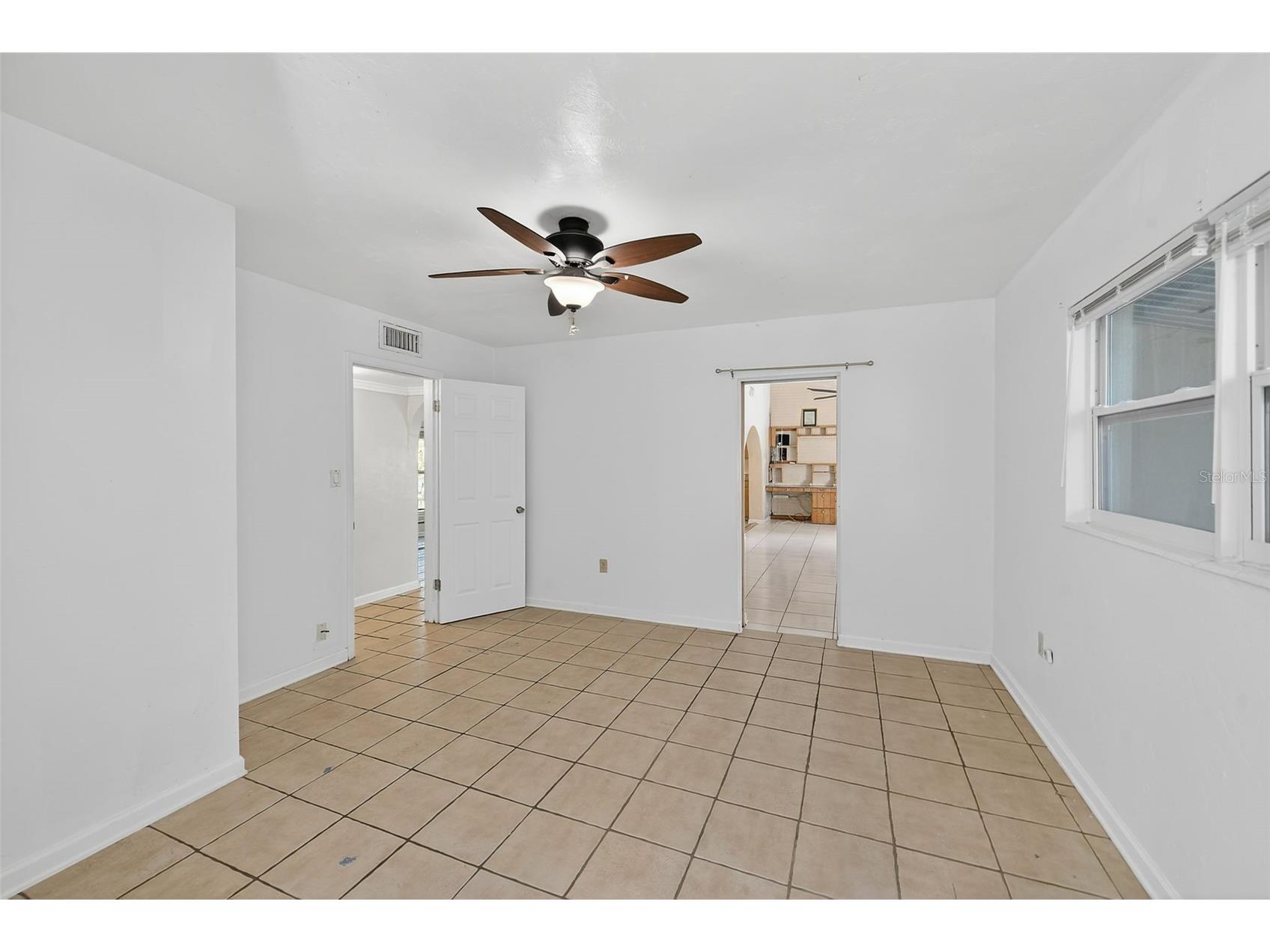 3946 Omega Circle Sarasota FL 34235 TB8475117 image19