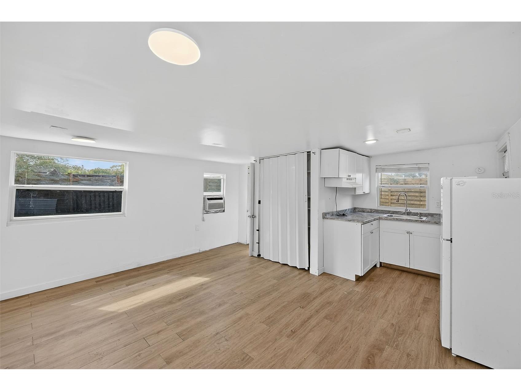 3946 Omega Circle Sarasota FL 34235 TB8475117 image36