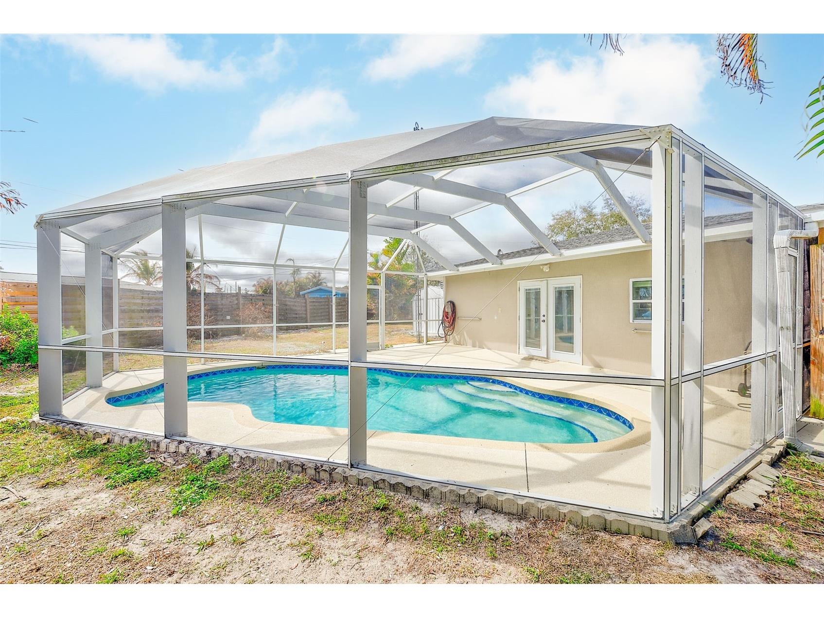 3946 Omega Circle Sarasota FL 34235 TB8475117 image44