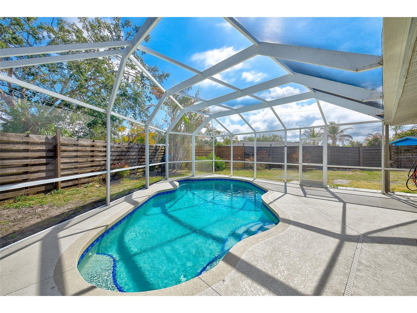 3946 Omega Circle Sarasota FL 34235 TB8475117 image48