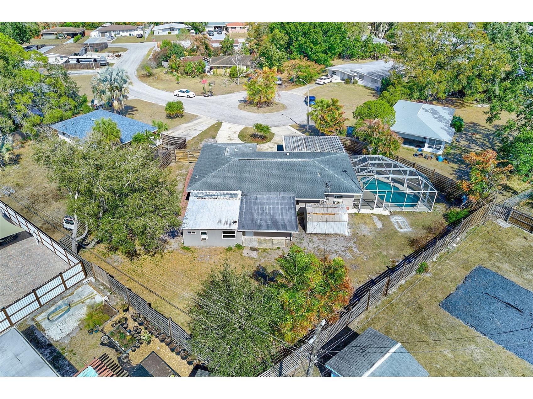 3946 Omega Circle Sarasota FL 34235 TB8475117 image64