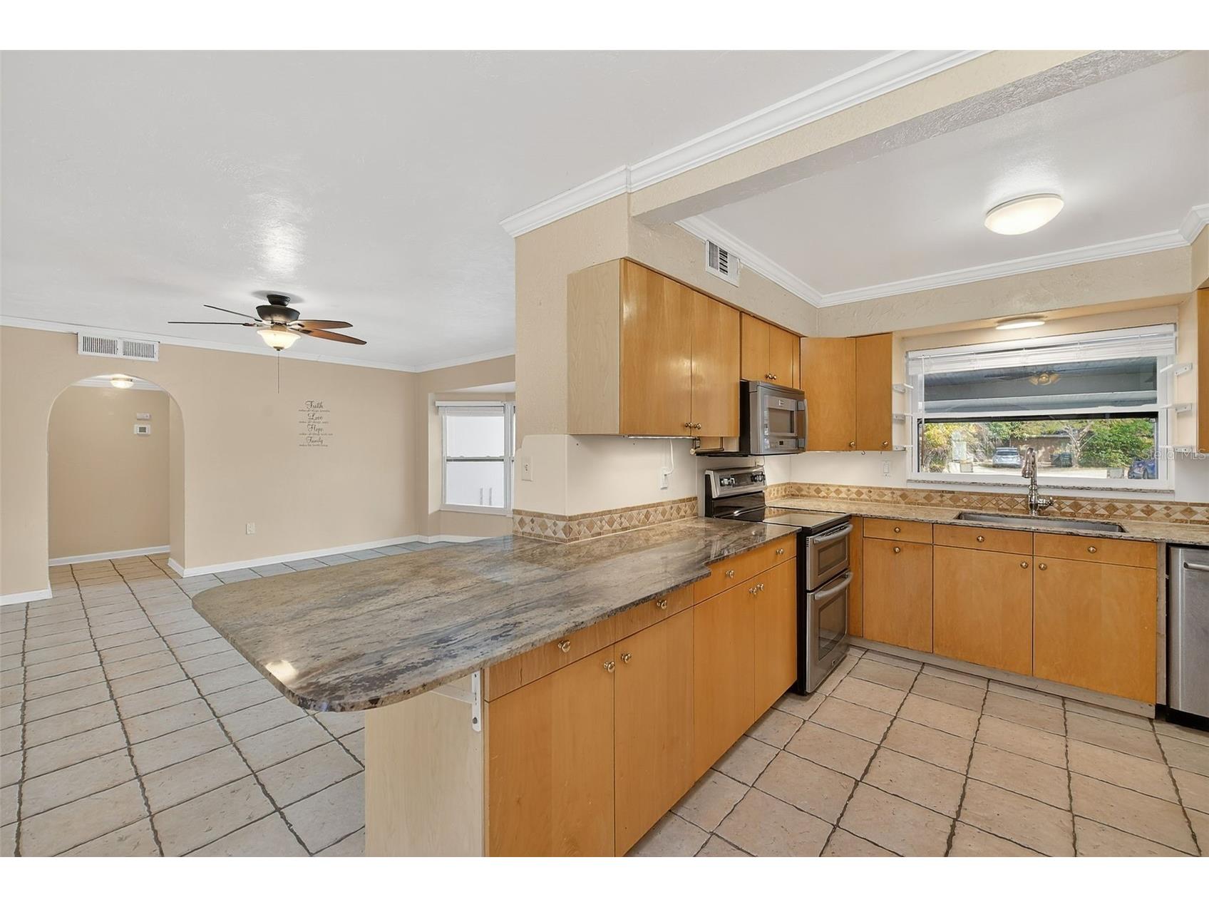 3946 Omega Circle Sarasota FL 34235 TB8475117 image7