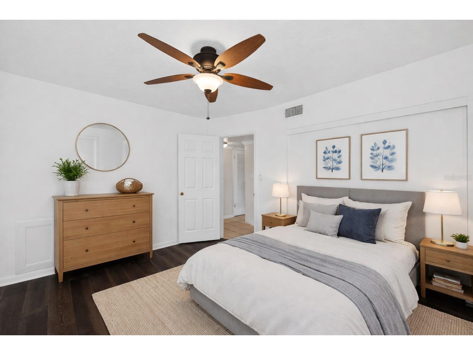 3946 Omega Circle Sarasota FL 34235 TB8475117 image70