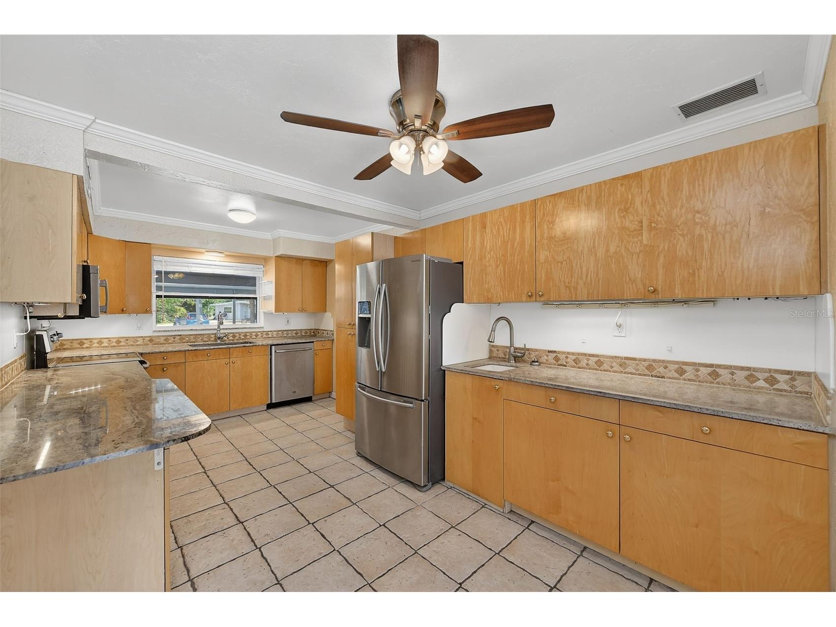 3946 Omega Circle Sarasota FL 34235 TB8475117 image9
