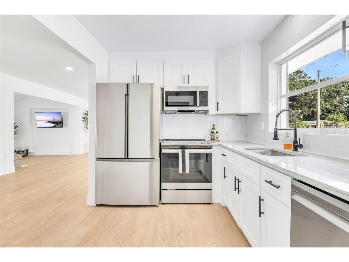 3946 Prudence Drive Sarasota FL 34235 A4658721 image12