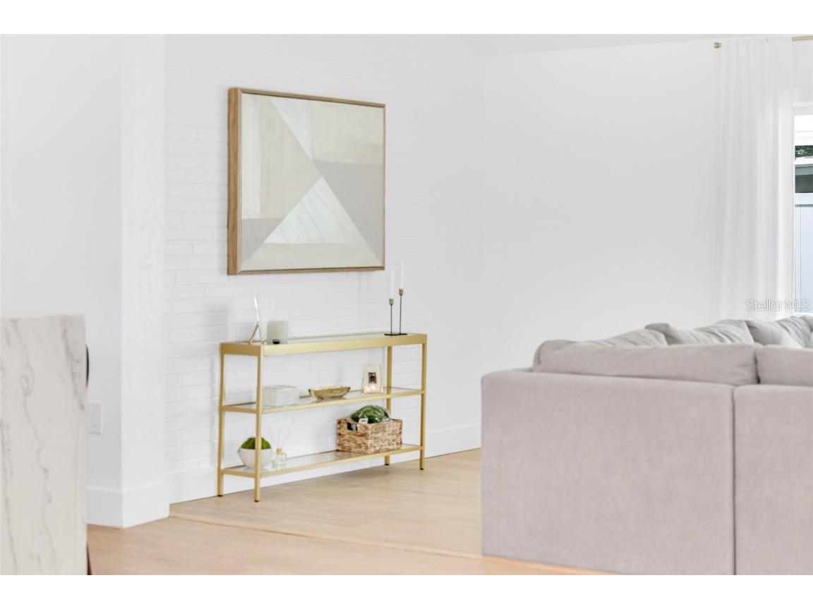 3946 Prudence Drive Sarasota FL 34235 A4658721 image8