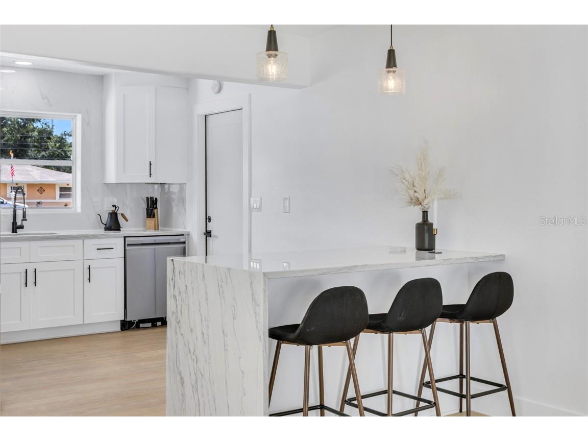 3946 Prudence Drive Sarasota FL 34235 A4658721 image9