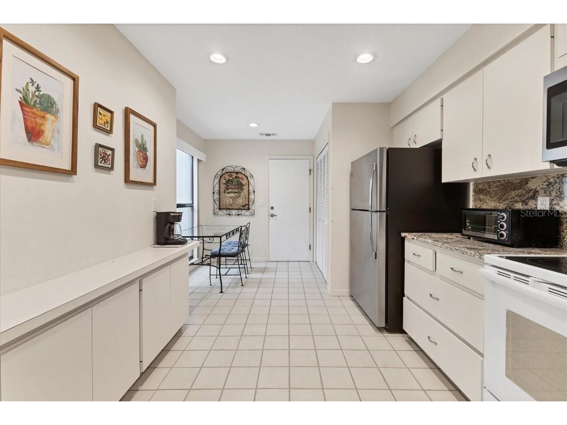 3946 Wilshire Circle E #168 Sarasota FL 34238 A4664035 image13