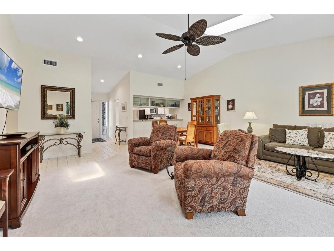 3946 Wilshire Circle E #168 Sarasota FL 34238 A4664035 image7