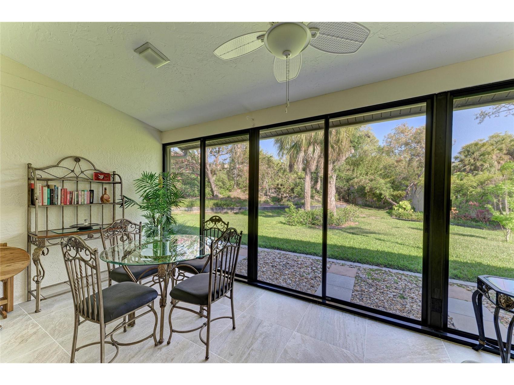 3946 Wilshire Circle E #168 Sarasota FL 34238 A4690194 image40