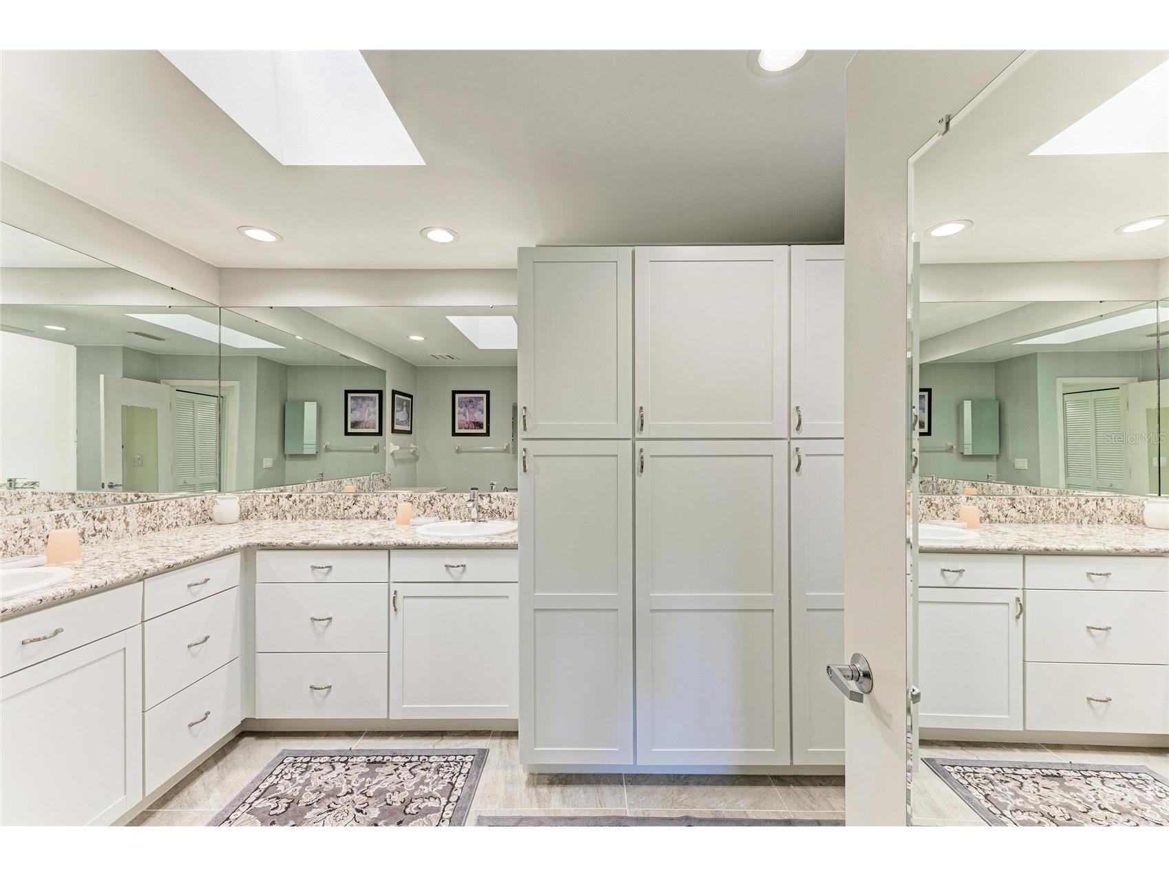 3946 Wilshire Circle E #168 Sarasota FL 34238 A4697072 image25
