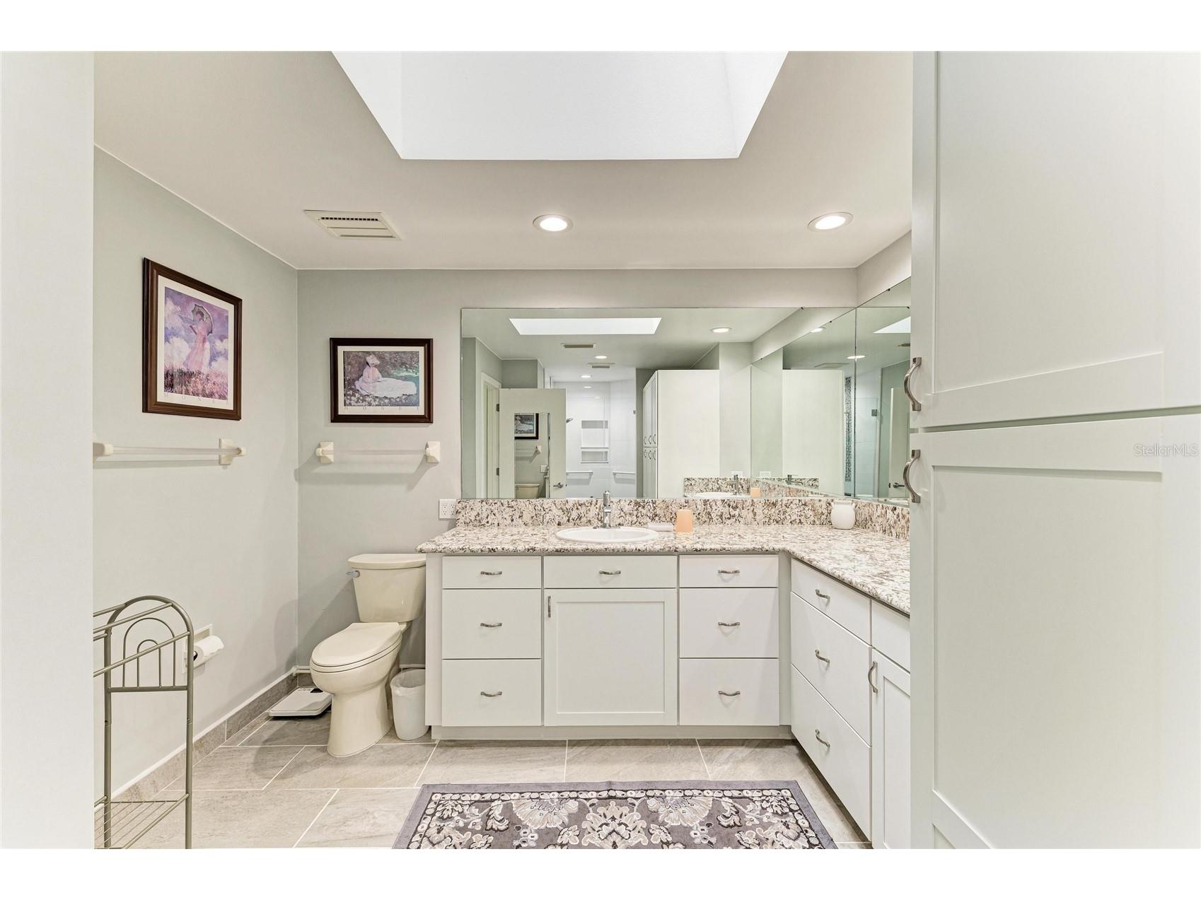 3946 Wilshire Circle E #168 Sarasota FL 34238 A4697072 image26