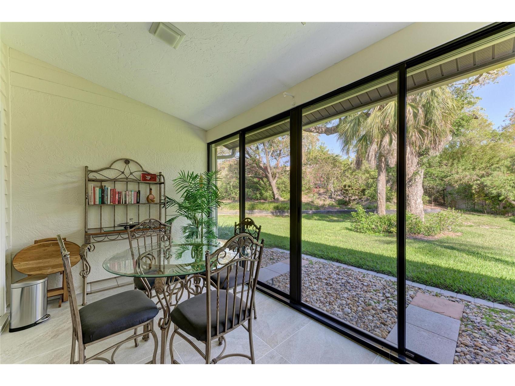 3946 Wilshire Circle E #168 Sarasota FL 34238 A4697072 image36