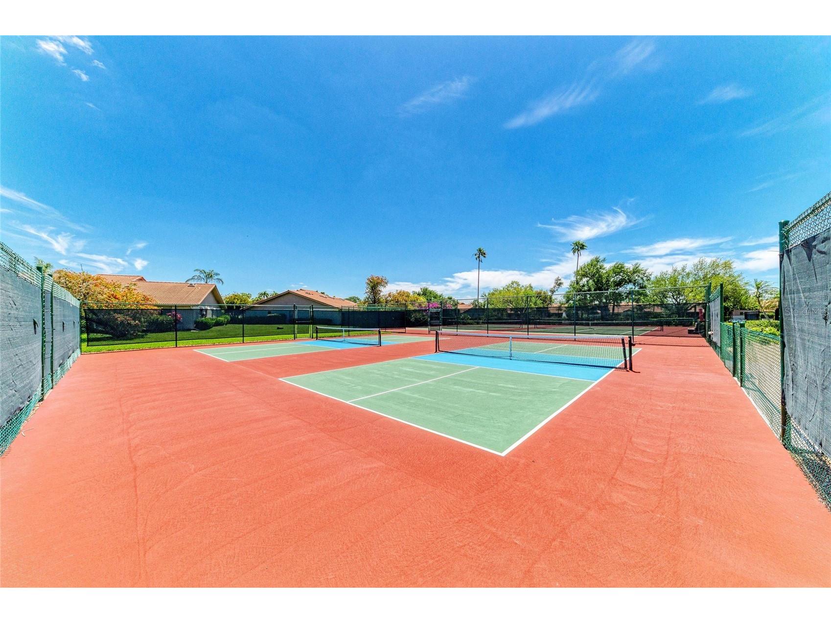 3946 Wilshire Circle E #168 Sarasota FL 34238 A4697072 image42