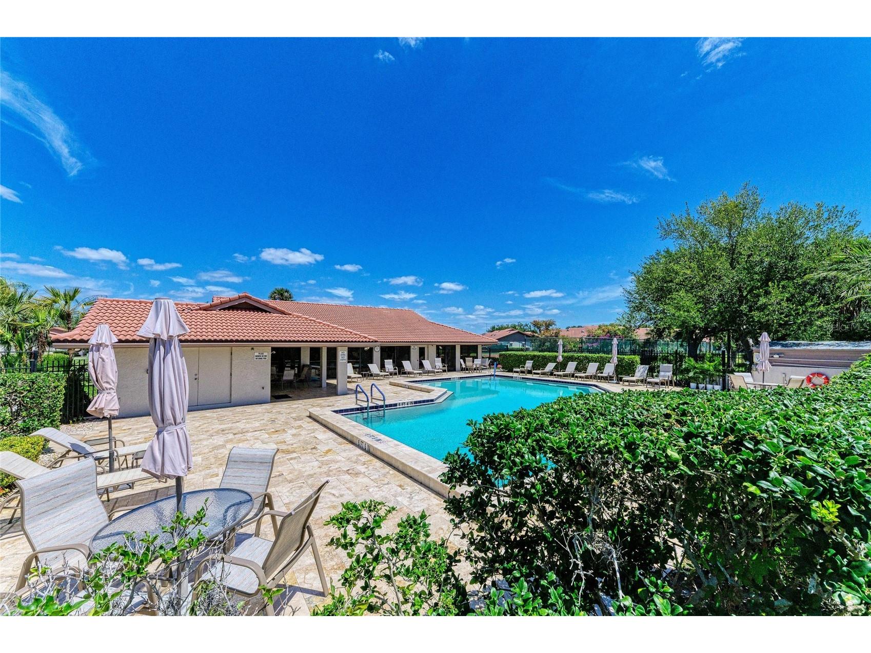 3946 Wilshire Circle E #168 Sarasota FL 34238 A4697072 image44